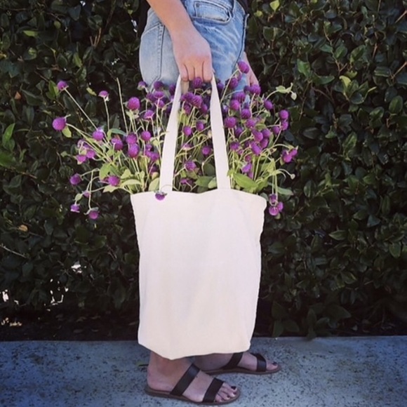 Anthropologie Handbags - 🥑 Anthropologie “Earth Day” canvas tote